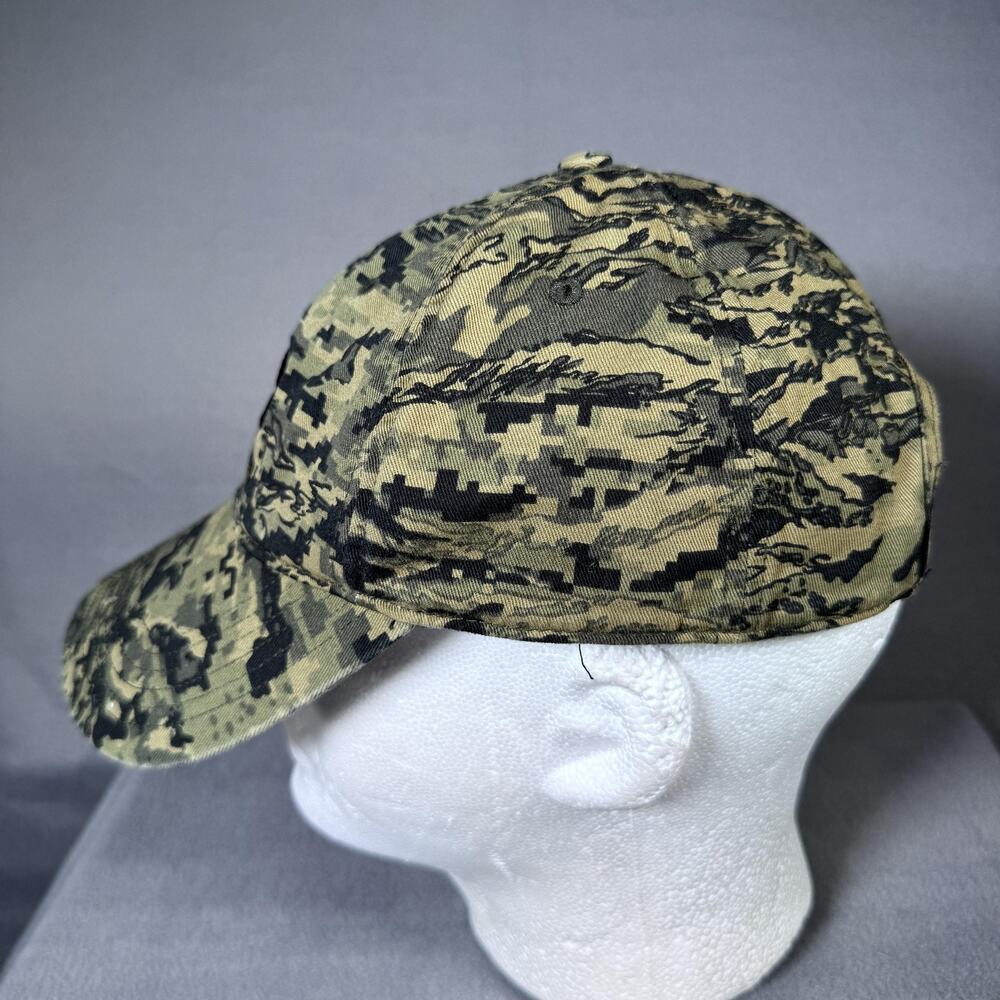 Under Armour Hat Cap Strap Back Mens One Size Green Camo‎ UA Freedom Embroidered - Picture 3 of 13